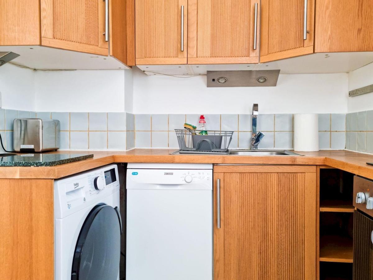 Pass The Keys Wimbledon Hideaway Apartment London Ngoại thất bức ảnh