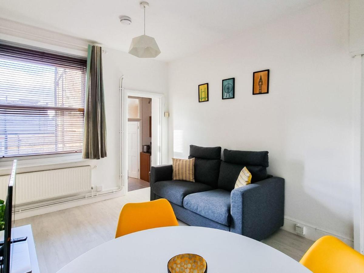 Pass The Keys Wimbledon Hideaway Apartment London Ngoại thất bức ảnh